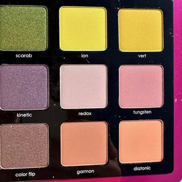 Natasha Denona Triochrome 15 Shade Eyeshadow Palette New in Box Large Pans Rare